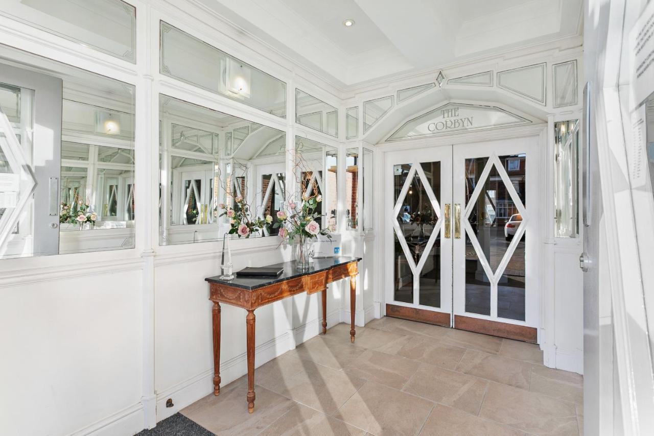 The Seaview Suites At The Corbyn Apartments Torquay Luaran gambar