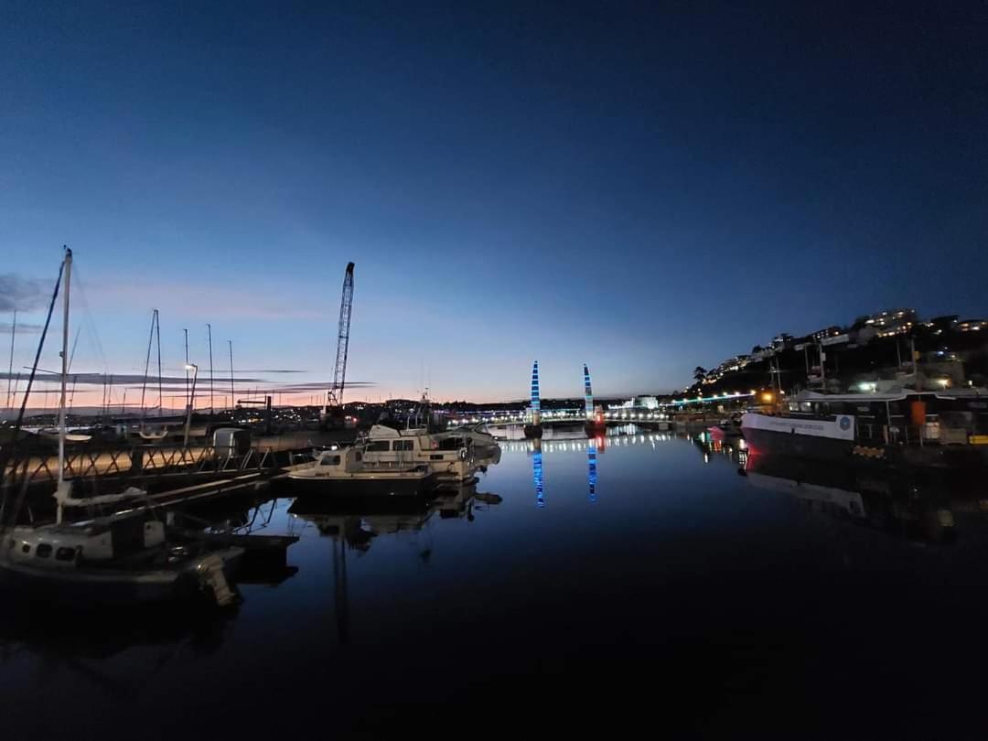 The Seaview Suites At The Corbyn Apartments Torquay Bilik gambar